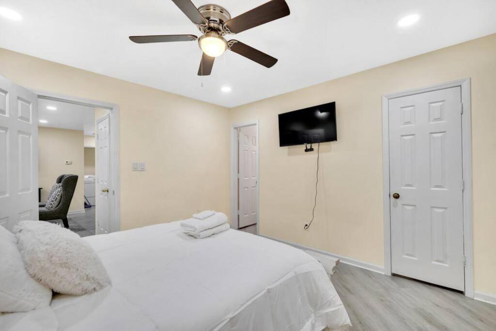 Cozy 2 Bedroom Pineville-Matthews Duplex Sleeps 8 Charlotte Exterior photo