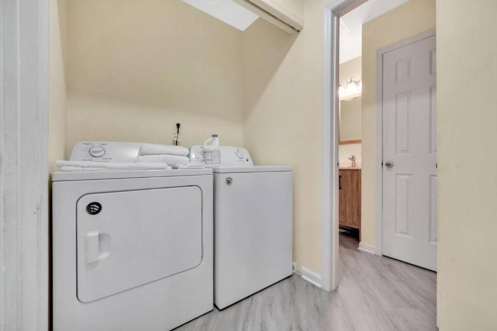 Cozy 2 Bedroom Pineville-Matthews Duplex Sleeps 8 Charlotte Exterior photo